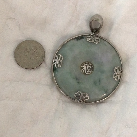 Jade Pendant - Picture 5 of 5